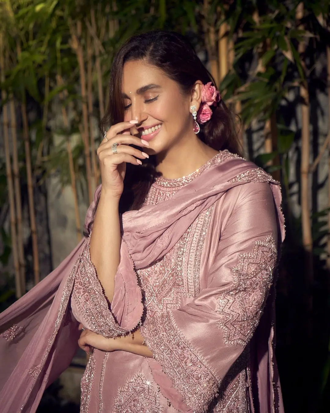 Huma Qureshi in Pink Kurta with Palazzo Dupatta